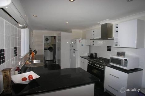 Property photo of 8 Maxime Place Orange NSW 2800