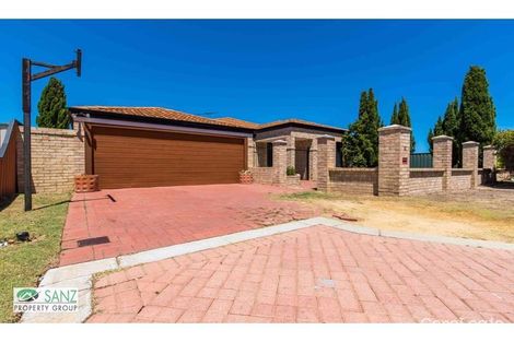 Property photo of 12 Retreat Green Banksia Grove WA 6031