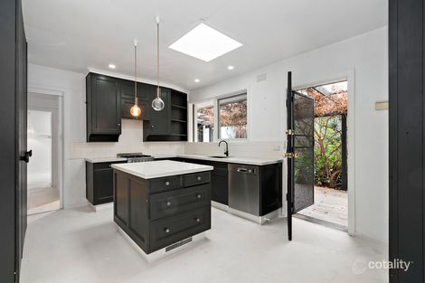 Property photo of 5 Dickson Street Mount Waverley VIC 3149