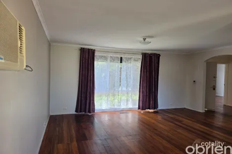 Property photo of 19 Sutherland Street Albanvale VIC 3021