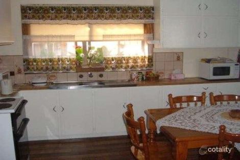 Property photo of 8 Houston Street Horsham VIC 3400