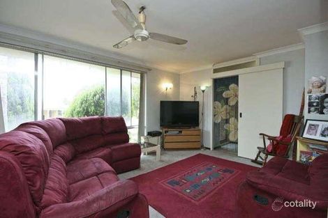 Property photo of 14 Holcombe Road Warnbro WA 6169