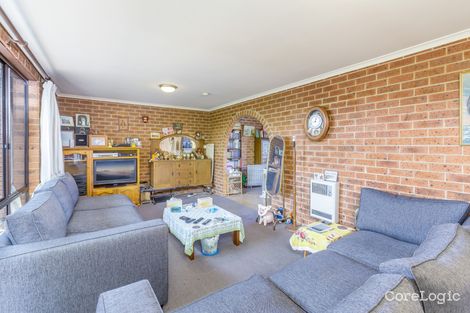 Property photo of 2/17 Atkinson Street Queanbeyan East NSW 2620