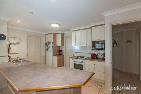 Property photo of 11 Hoskins Place Orange NSW 2800