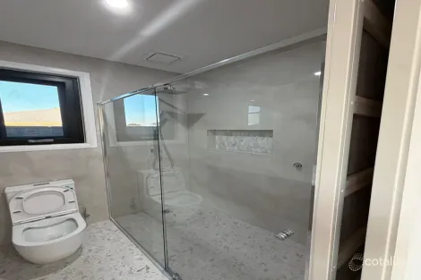 Property photo of 38 Stacey Parade Mount Cottrell VIC 3024