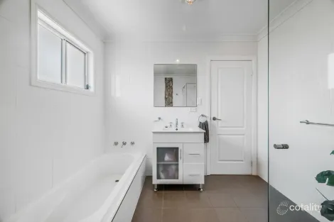 Property photo of 16 Peter Pan Avenue Wallacia NSW 2745