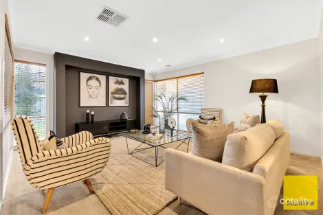 Property photo of 19 Chesterton Avenue Tarneit VIC 3029