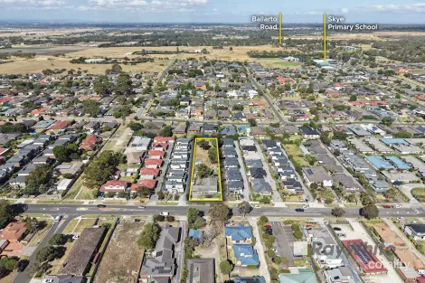 Property photo of 34 McCormicks Road Skye VIC 3977
