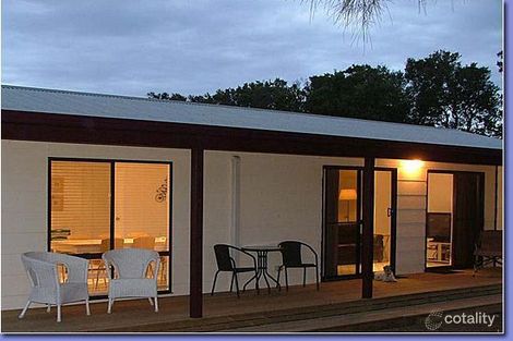 15-17 Fairway Ave, Golden Beach, VIC 3851