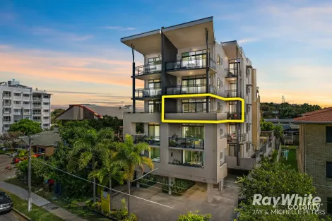 Property photo of 6/33 Humpybong Esplanade Redcliffe QLD 4020