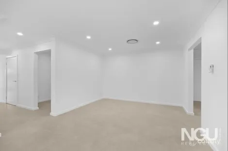 Property photo of 17 Greenlink Street Deebing Heights QLD 4306