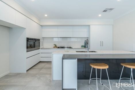 Property photo of 19 Preissina Way Dayton WA 6055