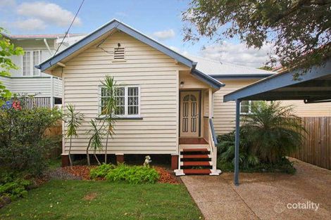 27 Waratah Ave, Holland Park West, QLD 4121