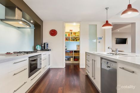 Property photo of 2 Petian Court Ballarat North VIC 3350