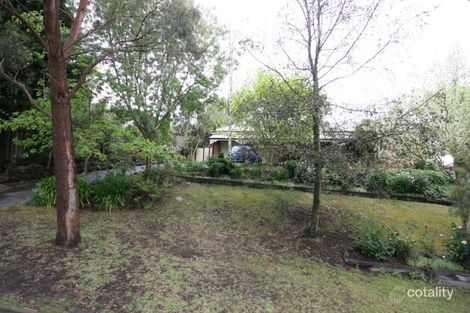 2 Hargrave Cres, Wandana Heights, VIC 3216