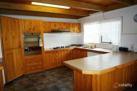 Property photo of 33 Melview Drive Wyndham Vale VIC 3024