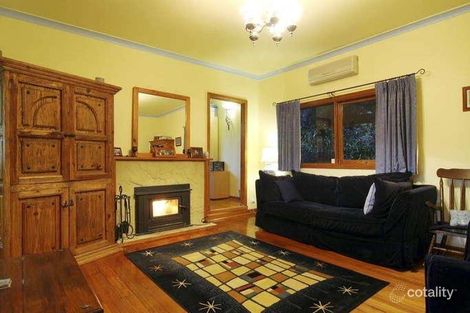 Property photo of 43 Kia-Ora Parade Ferntree Gully VIC 3156