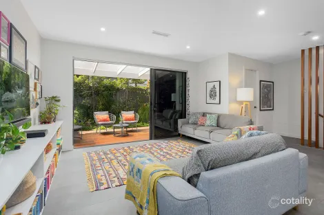 Property photo of 3/8 Blacket Street Heathcote NSW 2233