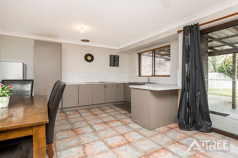 Property photo of 11 Oakover Way Gosnells WA 6110