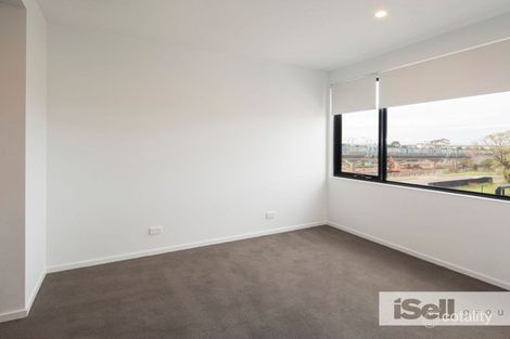 Property photo of 302/16 Lomandra Drive Clayton South VIC 3169