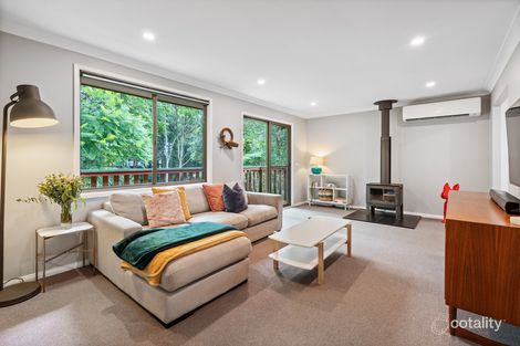 Property photo of 20 Nalkari Avenue Wyoming NSW 2250