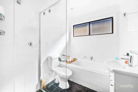 Property photo of 11 Hinkler Street Smithfield NSW 2164