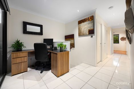 Property photo of 30 Angourie Crescent Pacific Pines QLD 4211