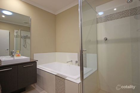 Property photo of 54 Mannavue Boulevard Cranbourne North VIC 3977