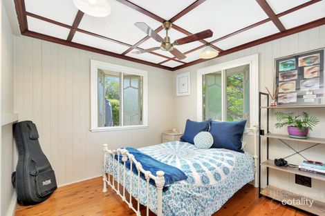 Property photo of 66 Birdlife Court Nerang QLD 4211