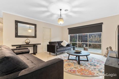 Property photo of 24 Edinburgh Drive Skye VIC 3977