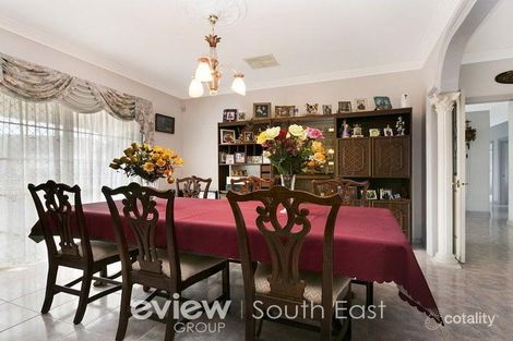 Property photo of 18 Callistemon Crescent Narre Warren VIC 3805