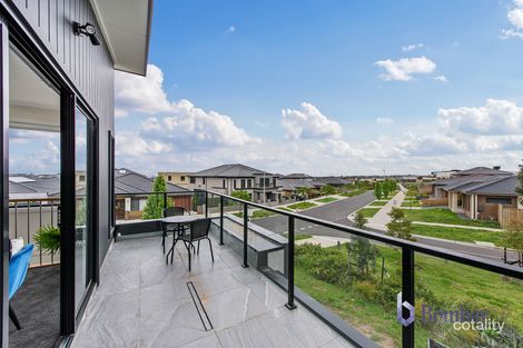 Property photo of 2 Arte Walk Wollert VIC 3750
