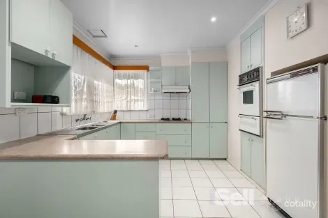 Property photo of 7 Suemar Street Mulgrave VIC 3170