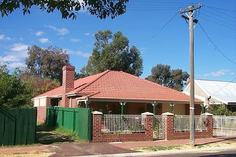 20 Bertie St, Guildford, WA 6055