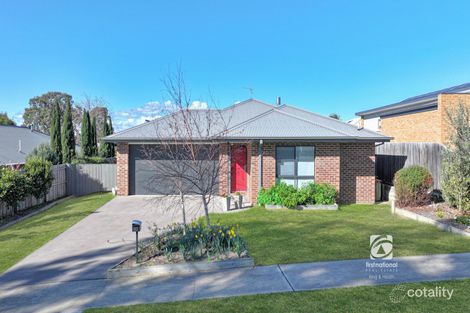 40 Len Cook Dr, Eastwood, VIC 3875