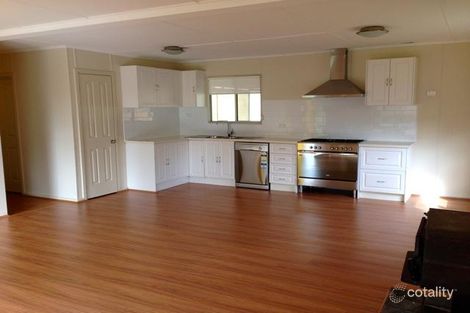 Property photo of 10 Down Street Wandering WA 6308