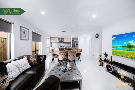 Property photo of 14 Gingera Street Clyde North VIC 3978