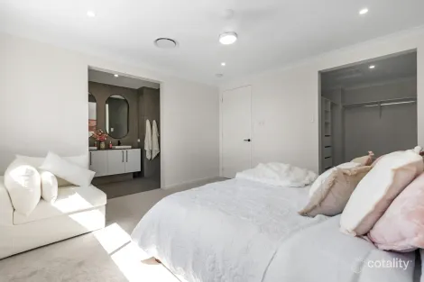 Property photo of 17B Mattocks Burleigh Waters QLD 4220