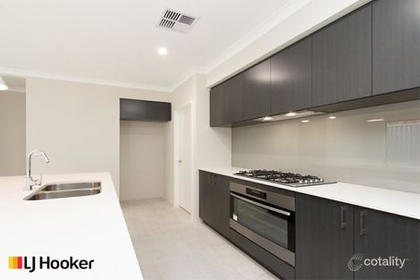Property photo of 105 Turquoise Boulevard Treeby WA 6164