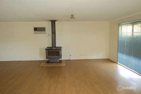 Property photo of 18 Kooralinga Drive Wandong VIC 3758