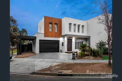 Property photo of 8 Meadowview Way Cairnlea VIC 3023