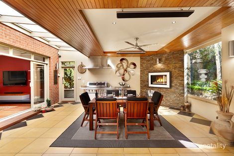 Property photo of 11 Saltwater Crescent Maribyrnong VIC 3032