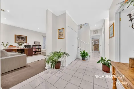 Property photo of 26 Blue Range Crescent Lynbrook VIC 3975