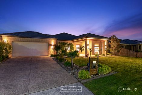 Property photo of 19 Sundew Crescent Pakenham VIC 3810