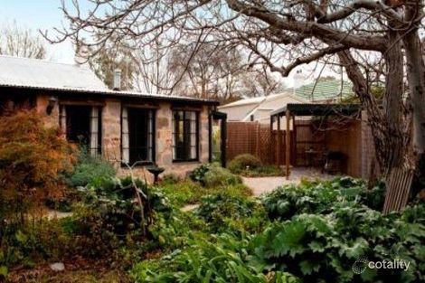 3 Strickland St, Clare, SA 5453