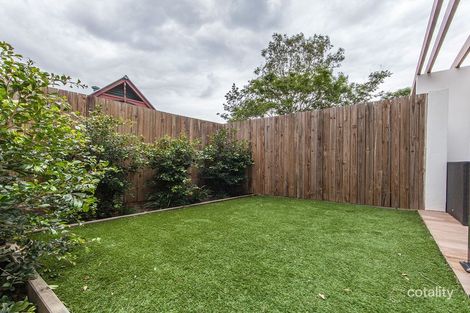 Property photo of 1/66 Lambert Road Indooroopilly QLD 4068