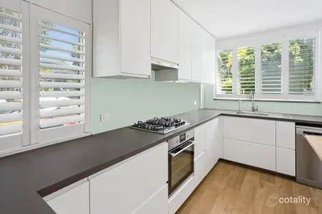 Property photo of 2/14 Banksia Street Dee Why NSW 2099