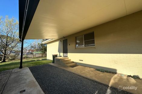 2/13 Railway Pde, Armidale, NSW 2350