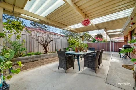 Property photo of 8 Vauxhall Place Ingleburn NSW 2565