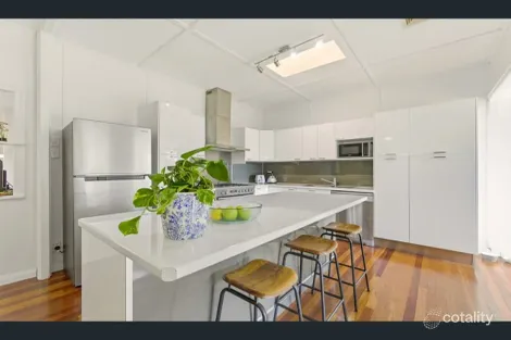 73 Frank St, Maryborough, QLD 4650